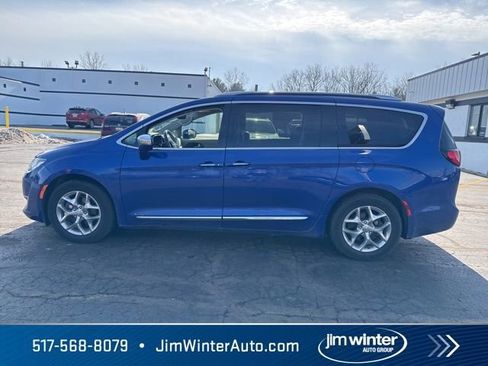 Used 2020 Chrysler Pacifica Limited image 6