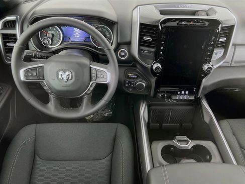 New 2026 RAM 1500 Big Horn AWD/4WD image 19