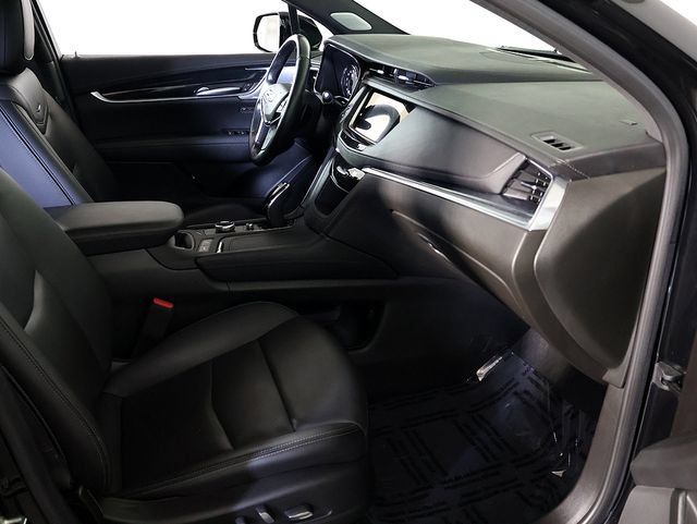 Used 2024 Cadillac XT5 Premium Luxury w/ Technology Package AWD/4WD image 35