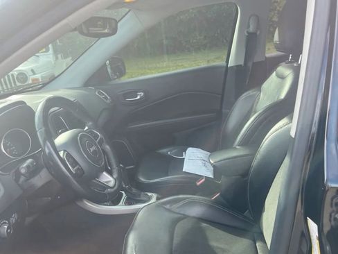 Used 2018 Jeep Compass Latitude w/ Popular Equipment Group image 5