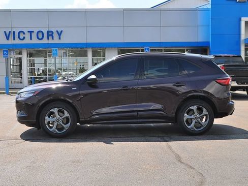 Used 2023 Ford Escape ST-Line w/ Tech Pack #1 AWD/4WD image 6