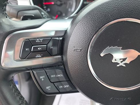 Used 2018 Ford Mustang Coupe w/ Equipment Group 101A RWD image 16