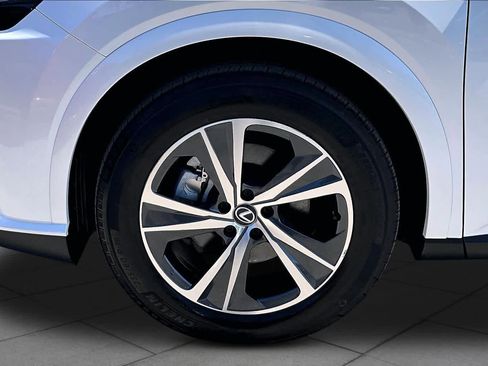 Used 2025 Lexus RX 350 FWD w/ Technology Package image 11