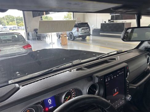 Used 2020 Jeep Wrangler Unlimited Sport S AWD/4WD image 9