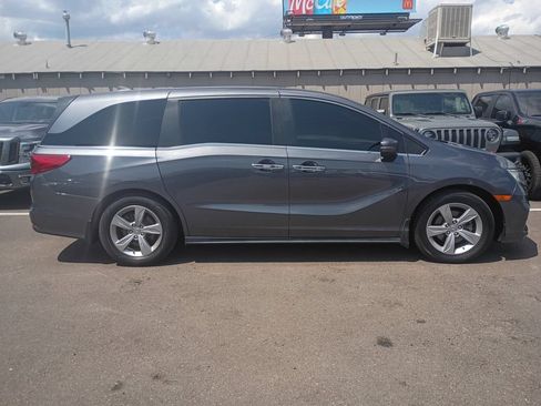 Used 2019 Honda Odyssey EX image 8