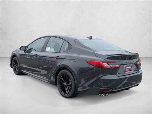 New 2026 Toyota Camry SE image 9