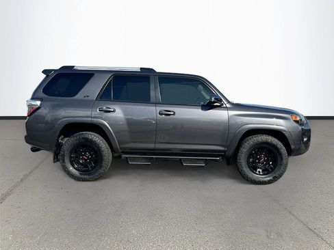 Used 2023 Toyota 4Runner SR5 Premium w/ Moonroof Package AWD/4WD image 8