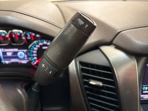 Used 2017 Chevrolet Suburban LT w/ Luxury Package image 45