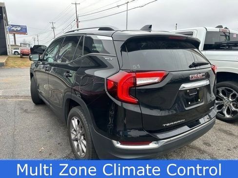 Used 2022 GMC Terrain SLT image 9