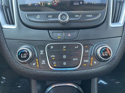 Used 2025 Chevrolet Malibu LT image 33