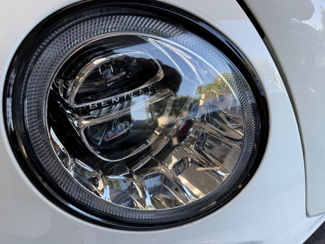 Used 2020 Bentley Bentayga AWD/4WD image 15