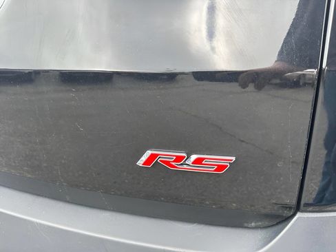 Used 2019 Chevrolet Traverse RS w/ LPO, Floor Liner Package AWD/4WD image 9