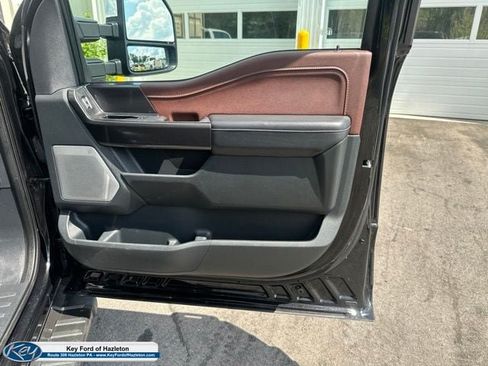 Used 2021 Ford F150 Lariat w/ Equipment Group 502A High AWD/4WD image 12