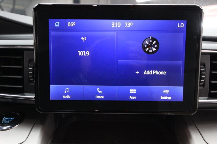 Used 2022 Ford Explorer XLT w/ Equipment Group 202A AWD/4WD image 22