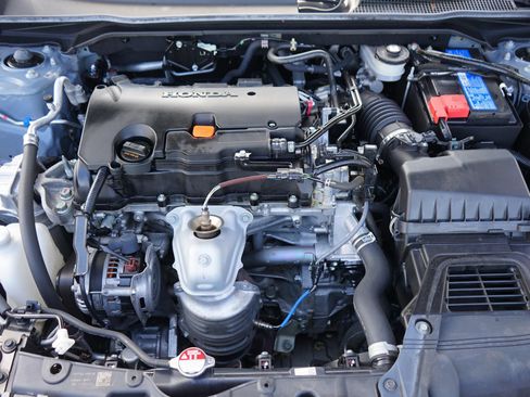 Used 2023 Honda Civic Sport image 9