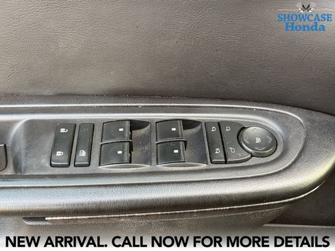 Used 2017 GMC Acadia Limited SLT FWD image 8