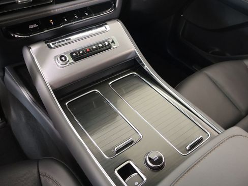 New 2026 Lincoln Aviator 2WD image 9