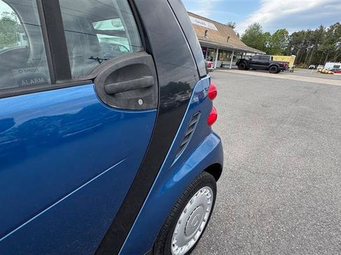 Used 2008 smart fortwo Coupe RWD image 14