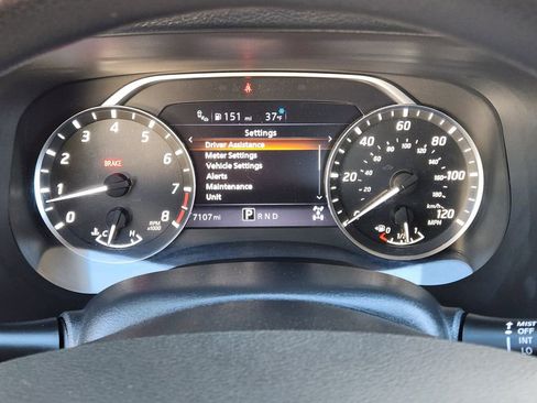 Used 2022 Nissan Frontier SV w/ Technology Package image 17