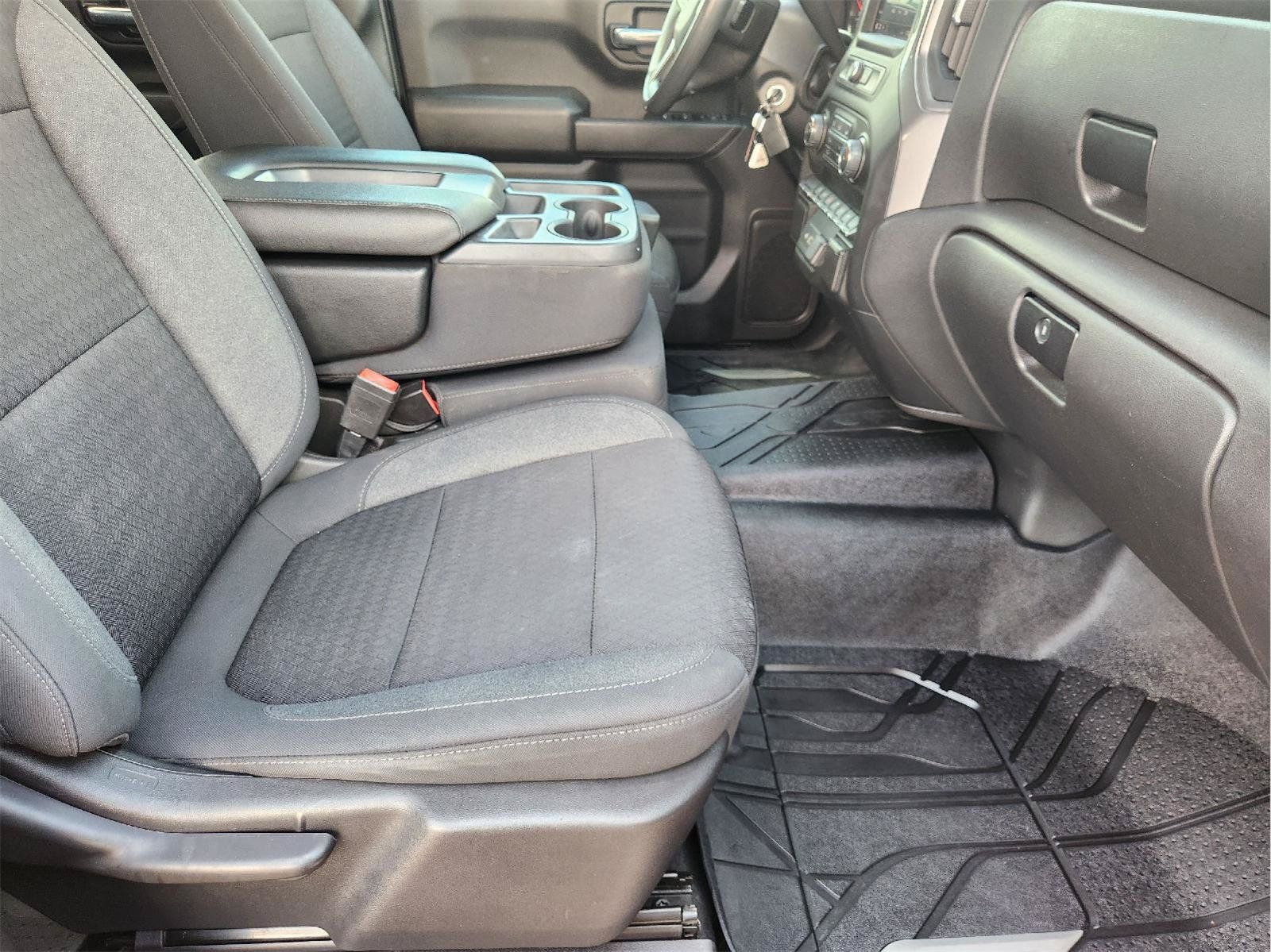 Used 2022 Chevrolet Silverado 1500 Custom w/ LPO, Blackout Package RWD image 14