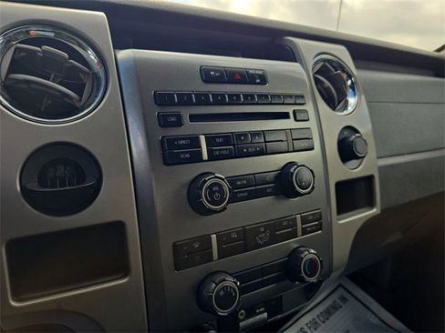 Used 2011 Ford F150 XLT w/ XLT Convenience Pkg image 21