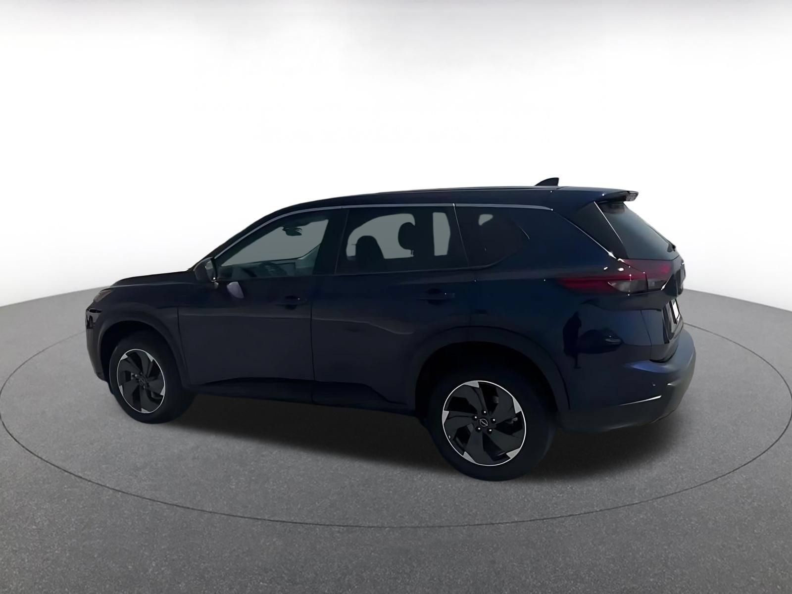 Used 2025 Nissan Rogue SV AWD/4WD image 9
