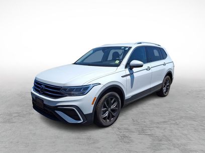 Used 2024 Volkswagen Tiguan SE
