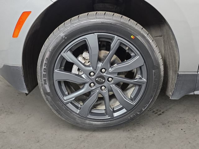 Certified 2023 Chevrolet Equinox RS w/ RS Leather Package AWD/4WD image 9