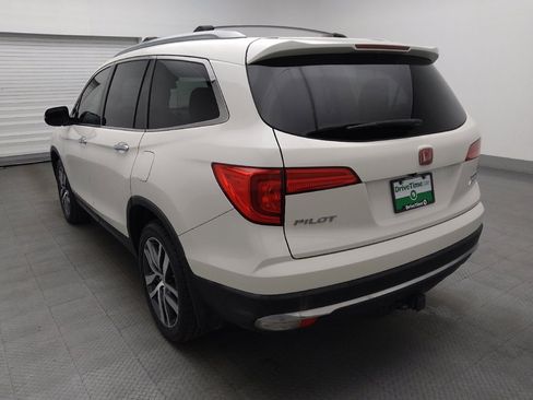 Used 2018 Honda Pilot Touring image 5
