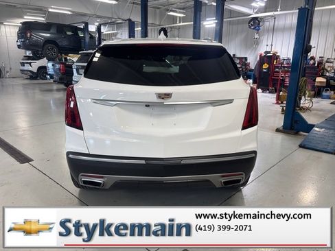Used 2024 Cadillac XT5 Premium Luxury image 6