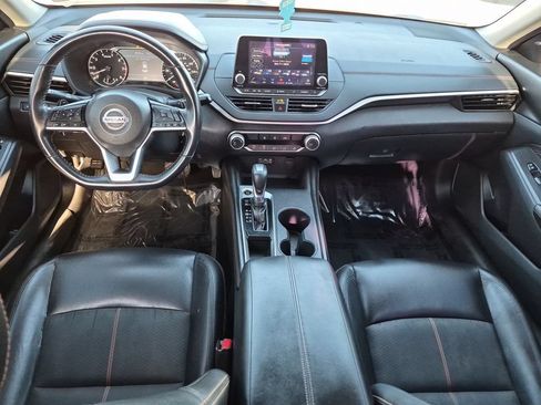 Used 2020 Nissan Altima 2.5 SR FWD image 14