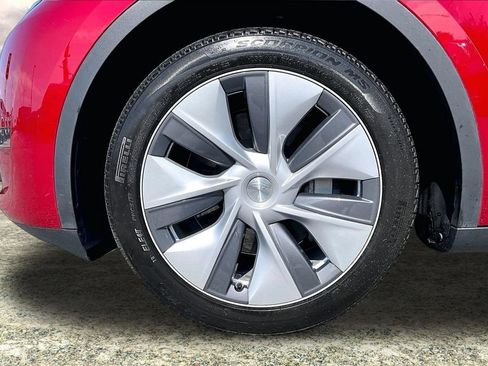 Used 2024 Tesla Model Y Long Range AWD/4WD image 30