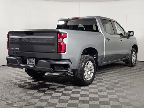 Used 2023 Chevrolet Silverado 1500 RST RWD image 4