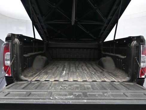 Used 2019 GMC Canyon Denali image 25