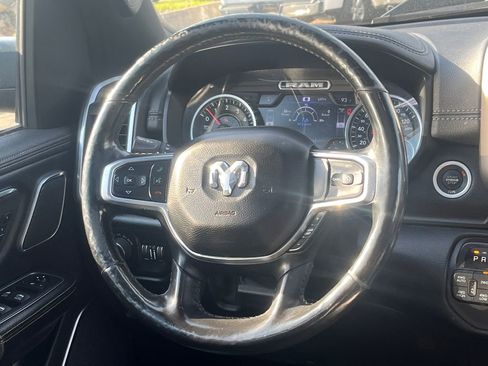 Used 2019 RAM 1500 Laramie AWD/4WD image 19