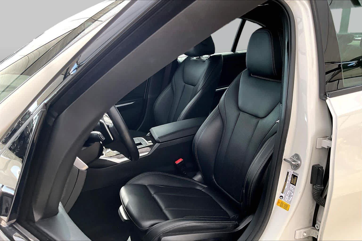 Used 2023 BMW 330i Sedan w/ Driving Assistance Package RWD image 8