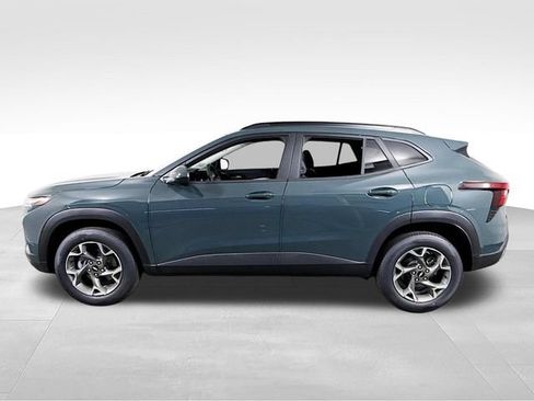 New 2026 Chevrolet Trax LT w/ LT Convenience Package FWD image 11