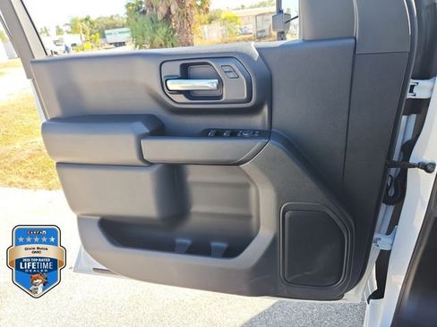 New 2026 GMC Sierra 2500 Pro w/ 1SA Pro Safety Plus Package AWD/4WD image 18
