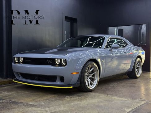 Used 2020 Dodge Challenger R/T Scat Pack RWD image 1
