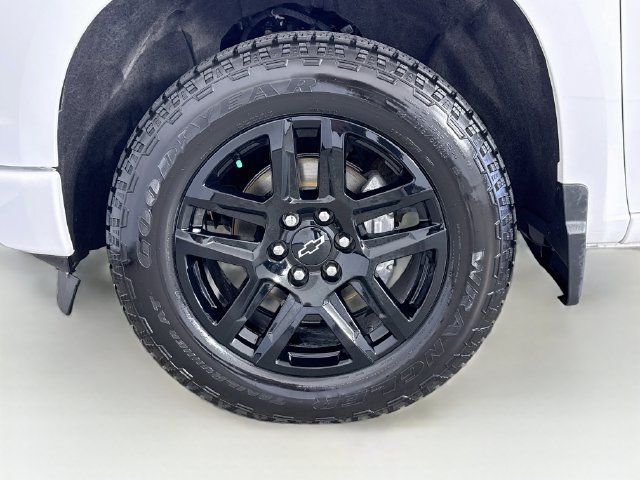 Used 2024 Chevrolet Silverado 1500 RST w/ Protection Package AWD/4WD image 31