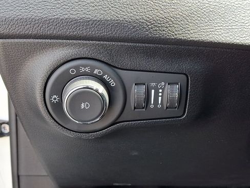 Used 2020 Jeep Compass Trailhawk w/ Cold Weather Group AWD/4WD image 26