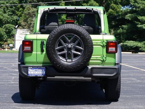 Used 2026 Jeep Wrangler Unlimited Sport AWD/4WD image 8