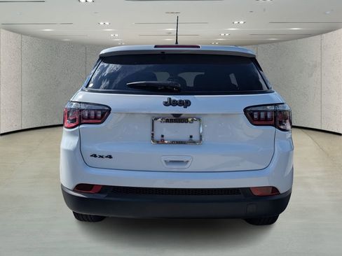New 2026 Jeep Compass Latitude image 5