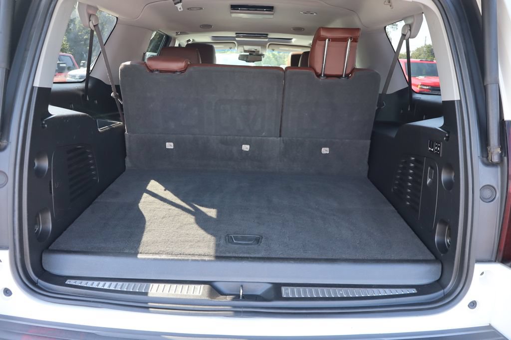 Used 2020 Chevrolet Suburban Premier w/ Premier Plus Edition AWD/4WD image 30