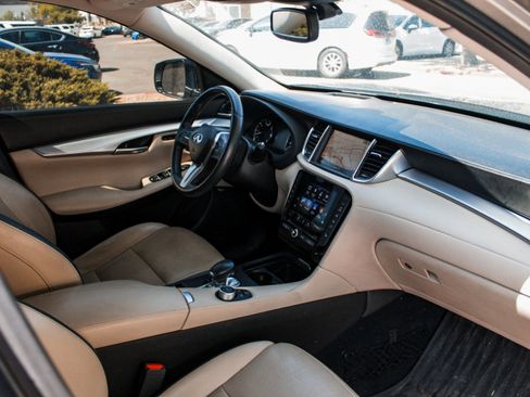 Used 2019 INFINITI QX50 Essential w/ Proactive Package AWD/4WD image 31