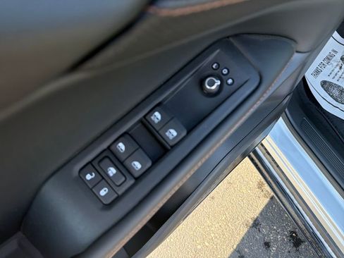 New 2026 Jeep Cherokee Overland w/ Advanced Pro Tech Group image 11