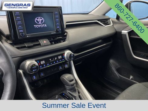 Used 2022 Toyota RAV4 XLE w/ Convenience Package AWD/4WD image 16