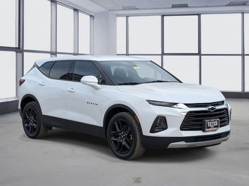 Used 2021 Chevrolet Blazer LT image 3