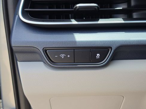 New 2026 Kia Carnival EX FWD image 29