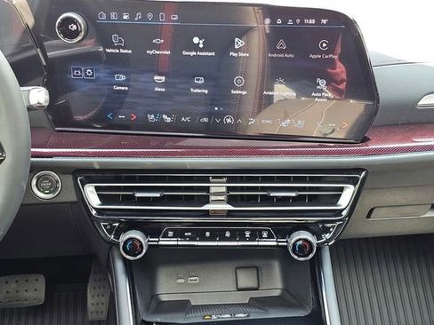 New 2025 Chevrolet Traverse RS w/ LPO, Floor Liner Package image 25